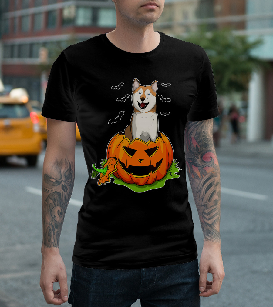 Halloween Akita Dog Lovers Pumpkin Grunge With Bats And Jack-o'-Lantern T-Shirt