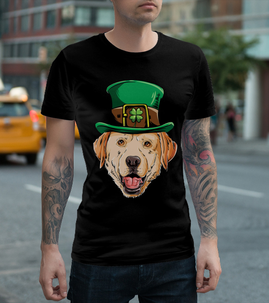Labrador With Green Leprechaun Hat And Shamrock Buckle T-Shirt