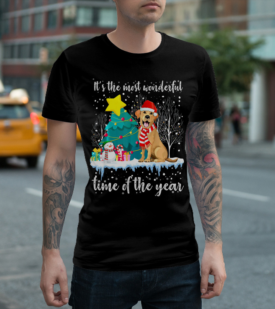 Labrador Retriever It's the Most Wonderful Time of the Year Christmas Scene T-Shirt
