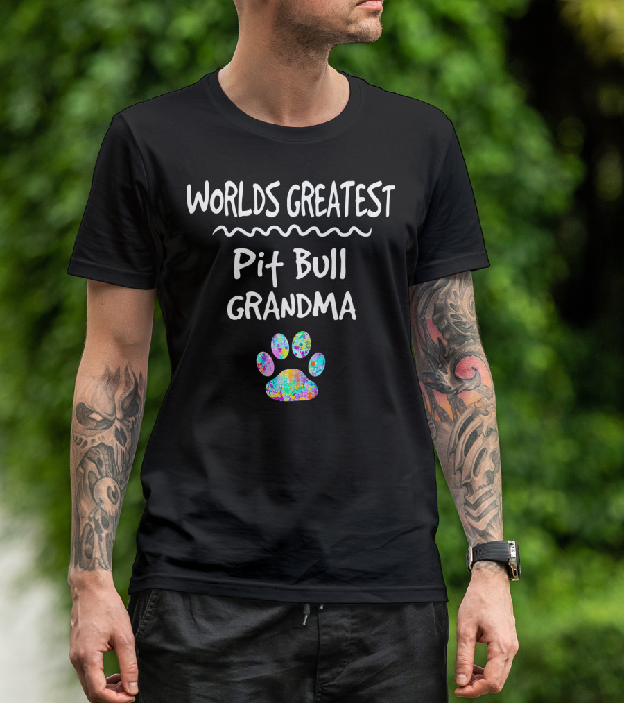 Worlds Greatest Pit Bull Grandma Paw Prints T-Shirt