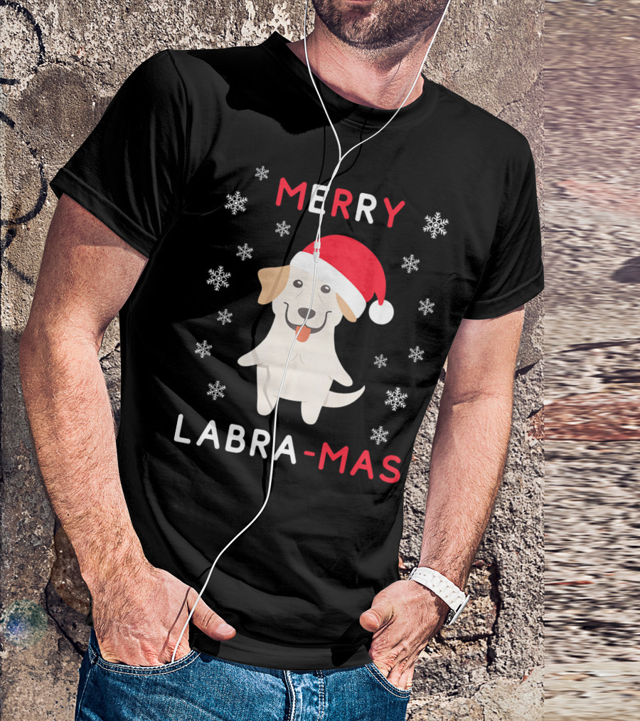 Merry Labra-Mas Funny Christmas Labrad With Santa Hat And Snowflakes T-Shirt