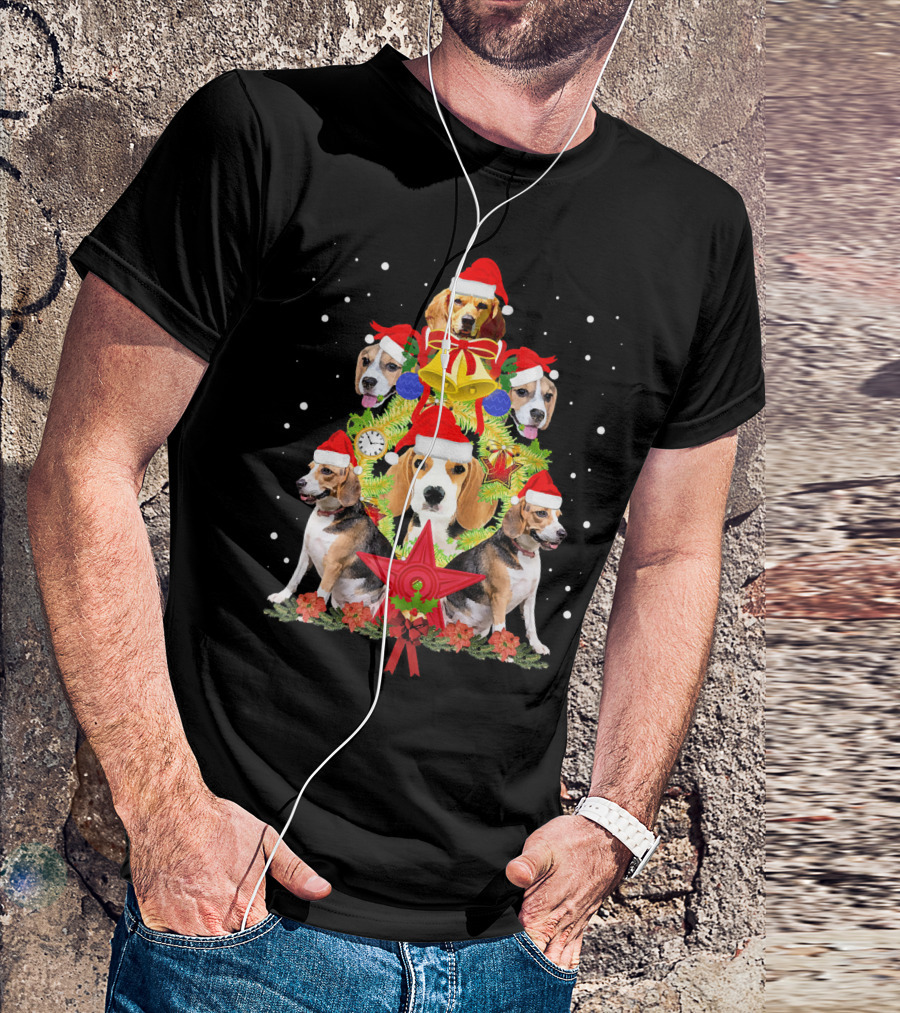 Beagle Santa Hats Christmas Tree With Clock And Flowers T-Shirt