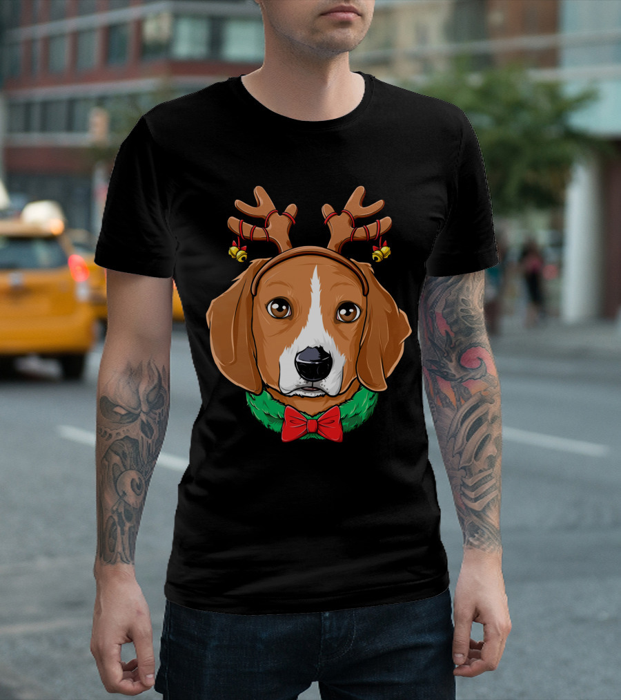 Beagle Christmas Reindeer Antlers Festive Holiday Bow and Bells T-Shirt