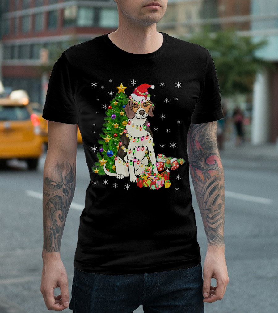 Beagle Christmas Lights Santa Hat Costume Tree and Presents T-Shirt
