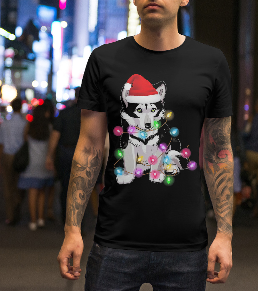 Cute Siberian Husky In Christmas Santa Hat With Holiday Lights T-Shirt