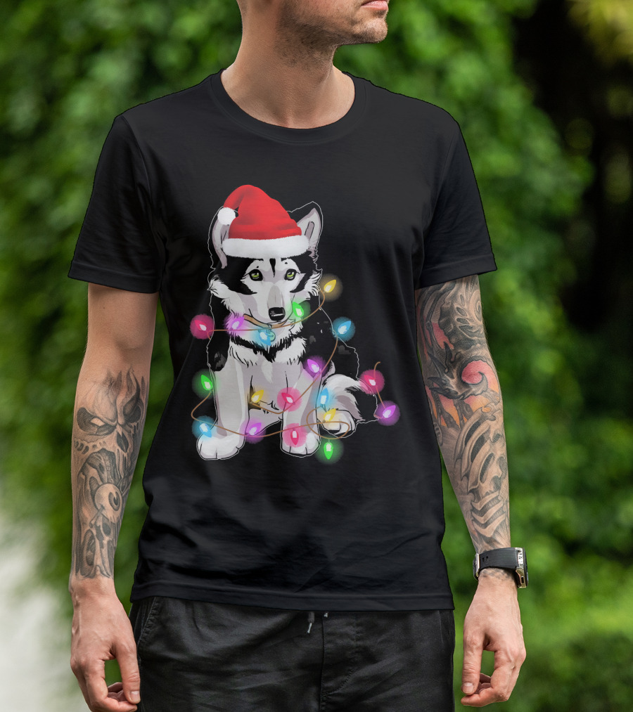 Cute Siberian Husky In Christmas Santa Hat With Holiday Lights T-Shirt