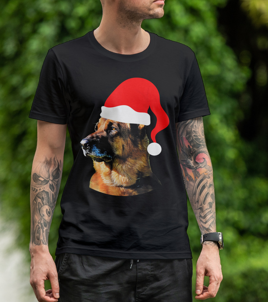 German Shepherd Santa Hat Christmas Humor T-Shirt