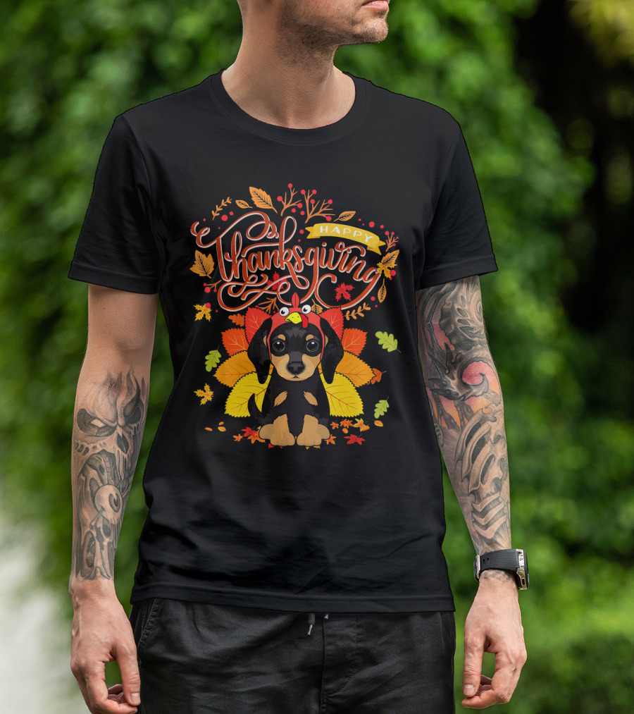 Dachshund Wearing Turkey Hat With Leaves And Happy Thanksgiving T-Shirt