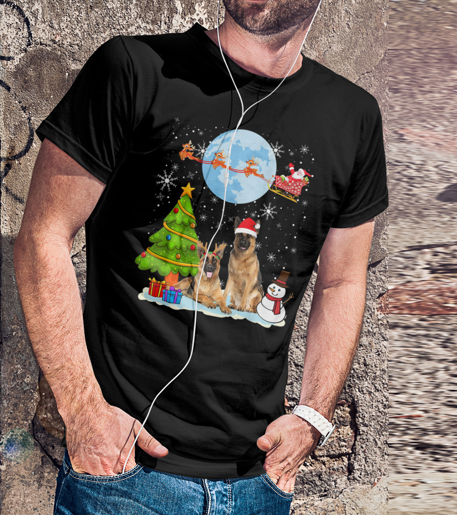 German Shepherds With Santa Hats And Christmas Moon Scene T-Shirt