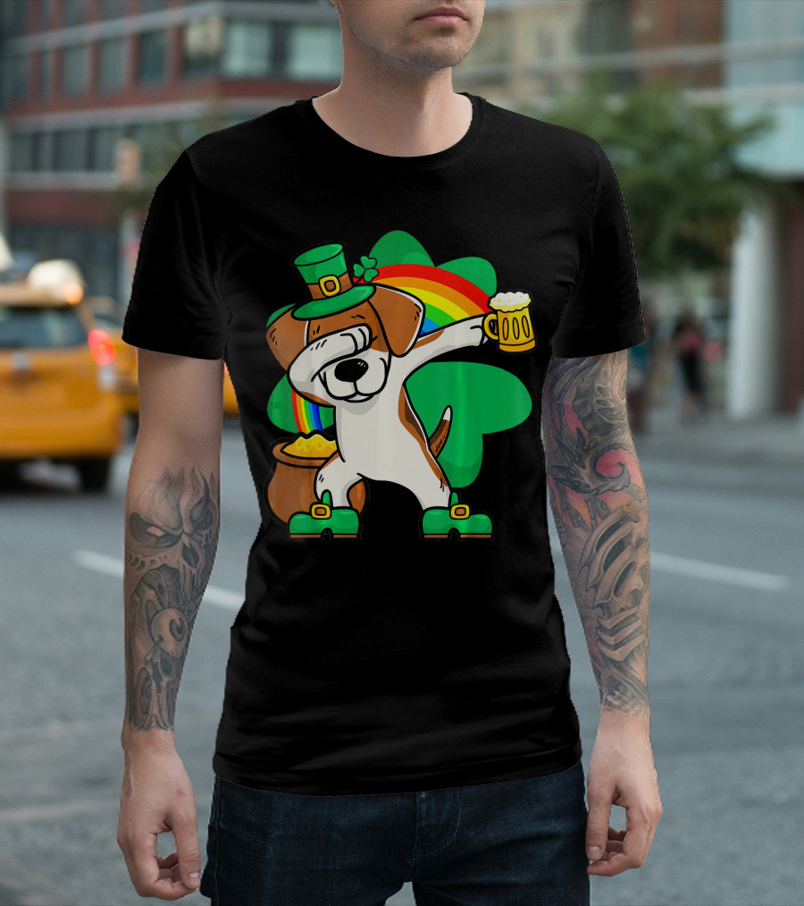 Funny Dabbing Beagle St Patrick With Leprechaun Hat And Beer Mug T-Shirt