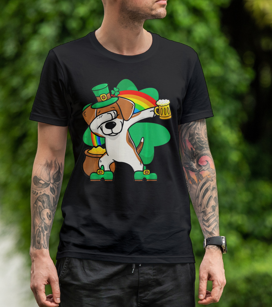 Funny Dabbing Beagle St Patrick With Leprechaun Hat And Beer Mug T-Shirt