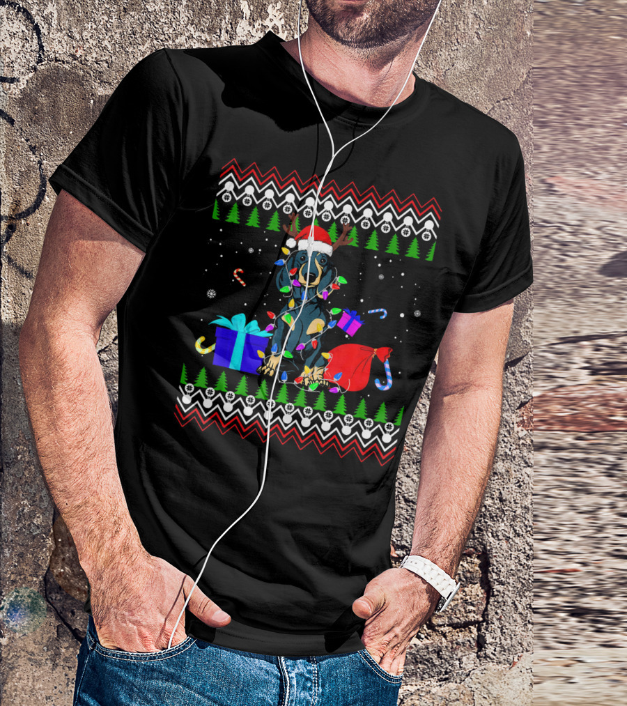 Dachshund Christmas Tree Lights Santa Hat Gifts Reindeer Antlers Snowflakes T-Shirt