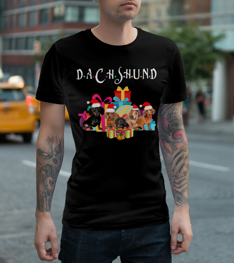 Dachshund Christmas Santa Hat With Presents And Gifts T-Shirt
