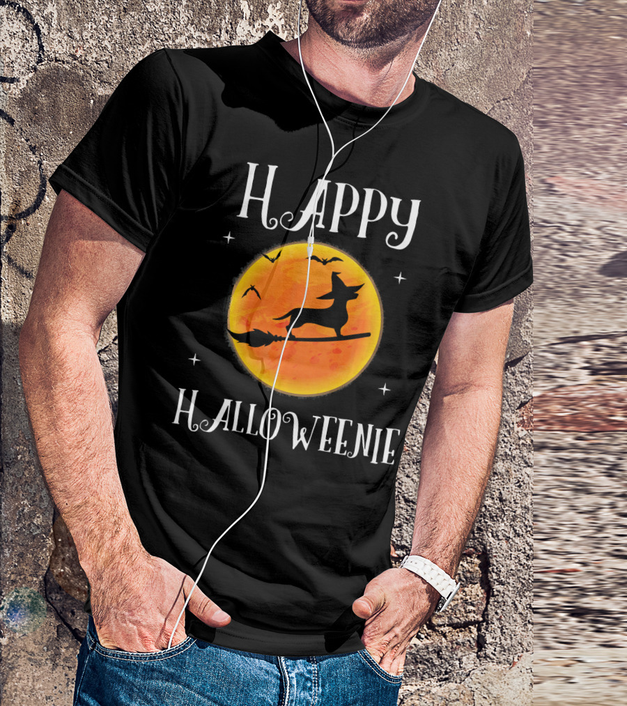 Happy Halloweenie Funny Dachshund Flying Broomstick Moon Bats T-Shirt