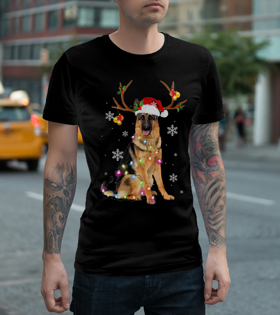 German Shepherd Reindeer Christmas Lights Santa Hat Snowflakes T-Shirt
