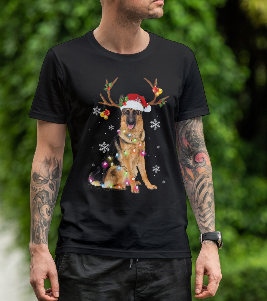 German Shepherd Reindeer Christmas Lights Santa Hat Snowflakes T-Shirt