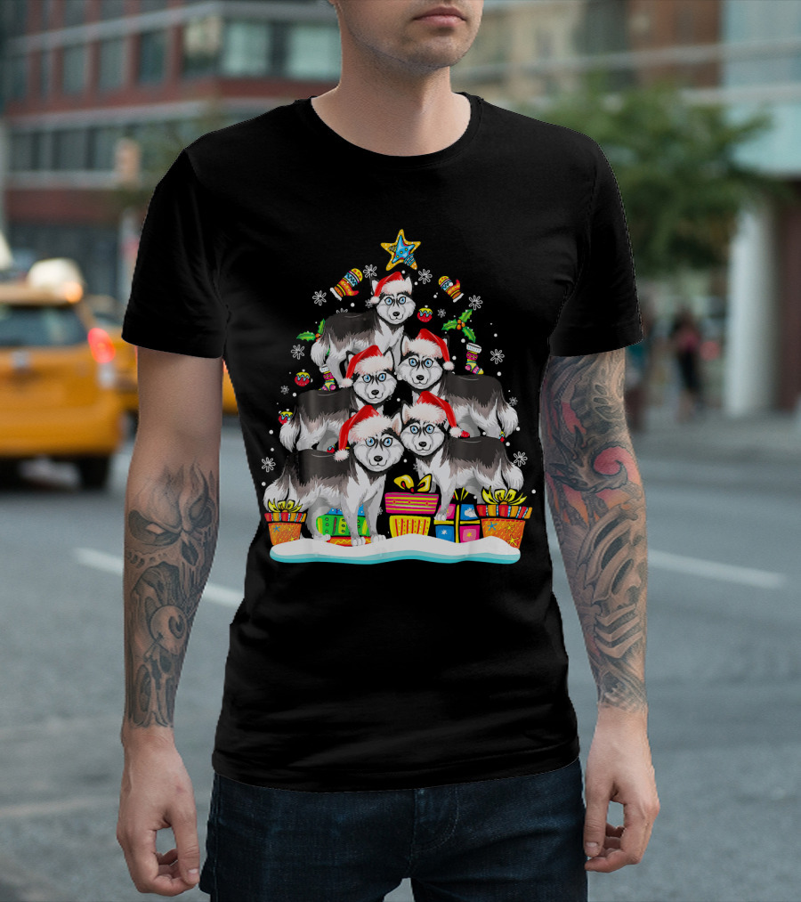 Funny Siberian Husky Christmas Tree Ornament With Santa Hat And Gift Boxes T-Shirt