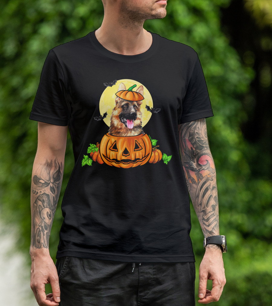 German Shepherd In Pumpkin With Full Moon And Bats T-Shirt