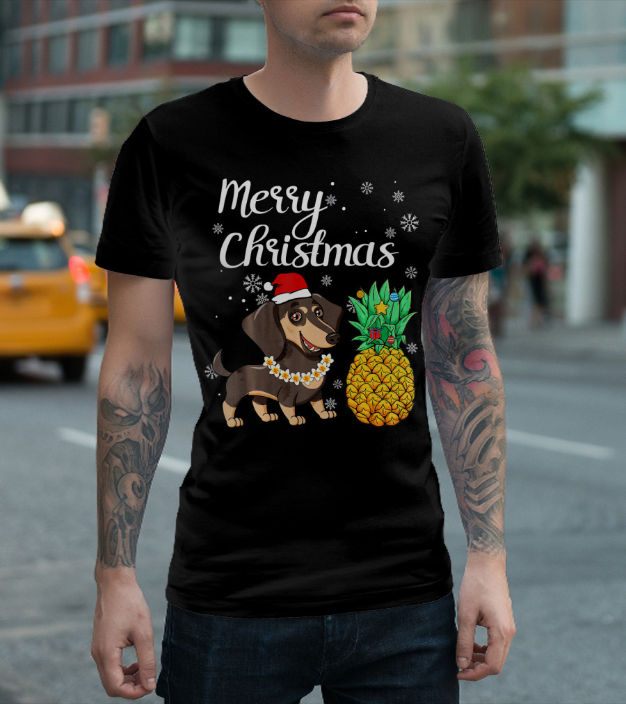 Merry Christmas Dachshund Santa Hat Pineapple Snowflakes T-Shirt
