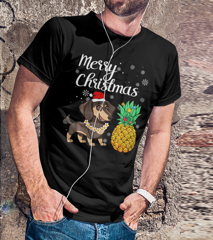 Merry Christmas Dachshund Santa Hat Pineapple Snowflakes T-Shirt