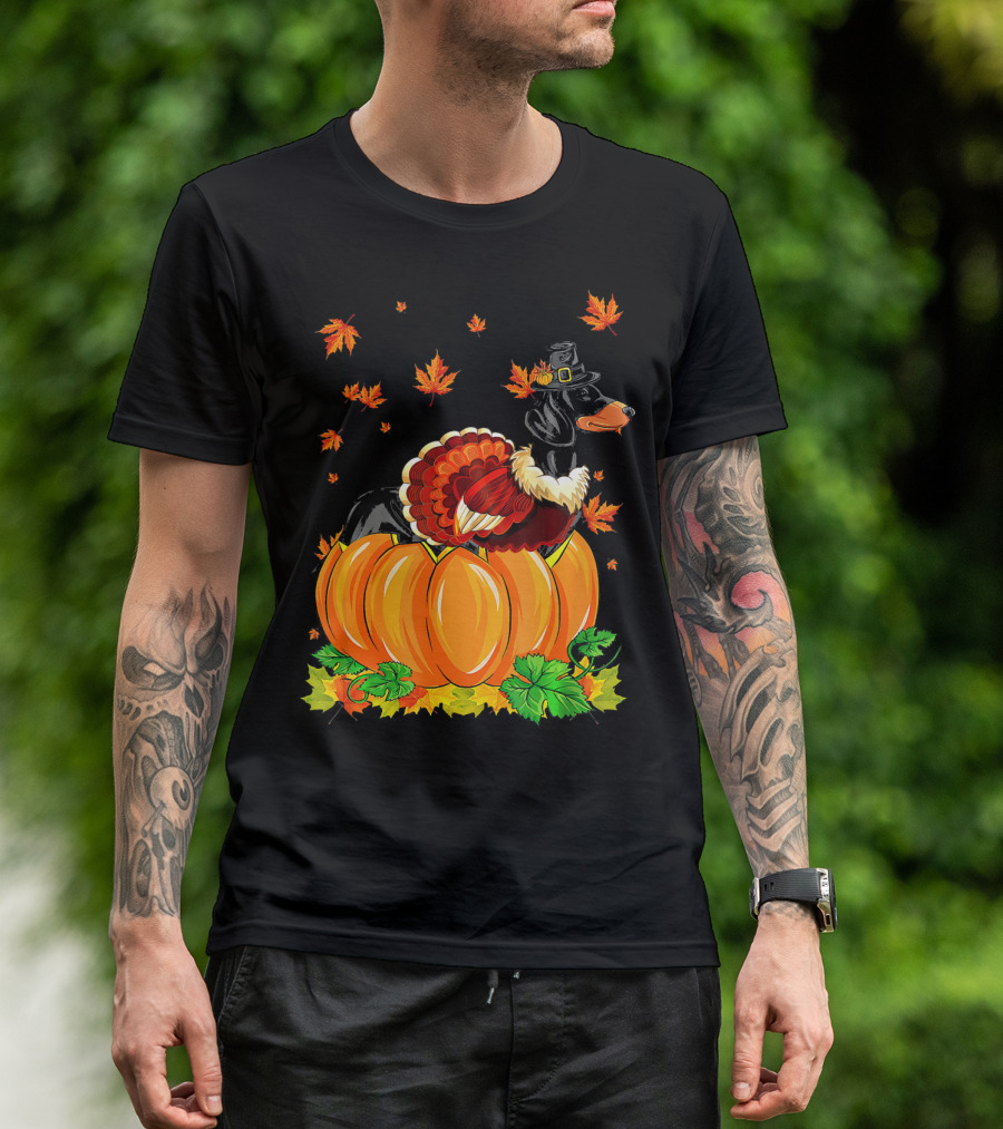 Thanksgiving Dachshund Dog With Turkey Hat And Pumpkins T-Shirt