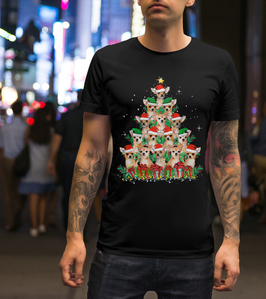 Cute Chihuahua Christmas Tree With Santa Hats And Presents T-Shirt