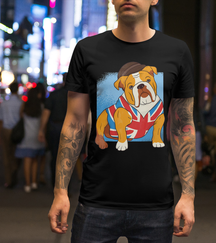 English British Bulldog Wearing Union Jack And Bowler Hat For Funny Dog Owners T-Shirt