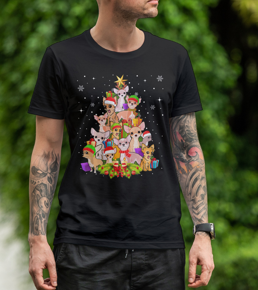Chihuahua Dog Christmas Tree With Xmas Dogs And Presents T-Shirt