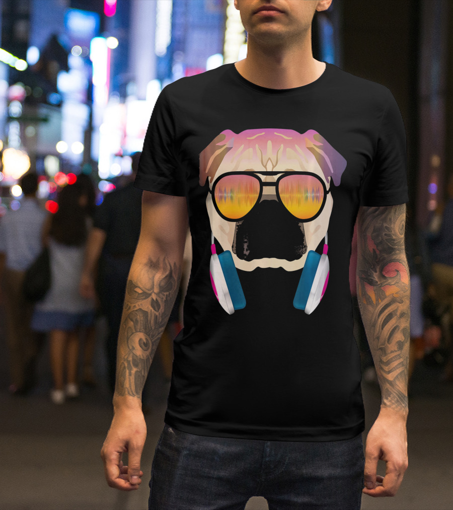 Cool DJ Pug With Headphones And Sunglasses For Music Lover Dog T-Shirt