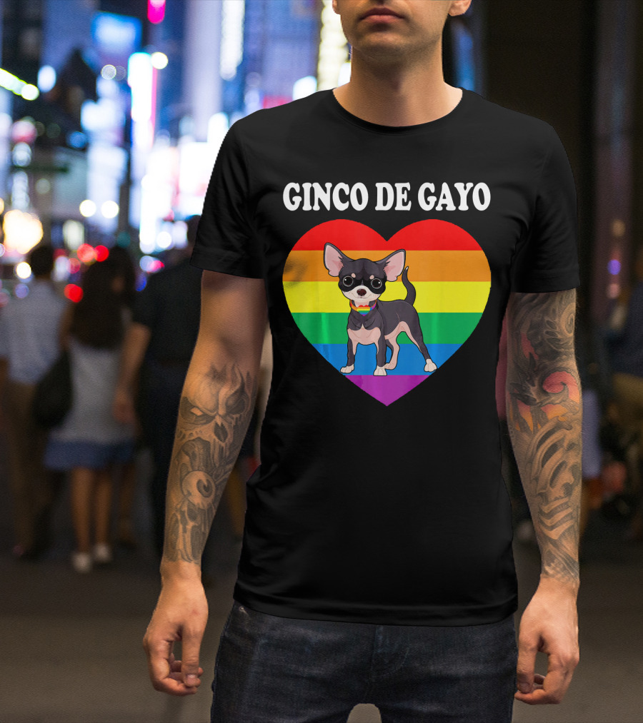 Chihuahua Dog Rainbow Heart Ginco De Gayo T-Shirt