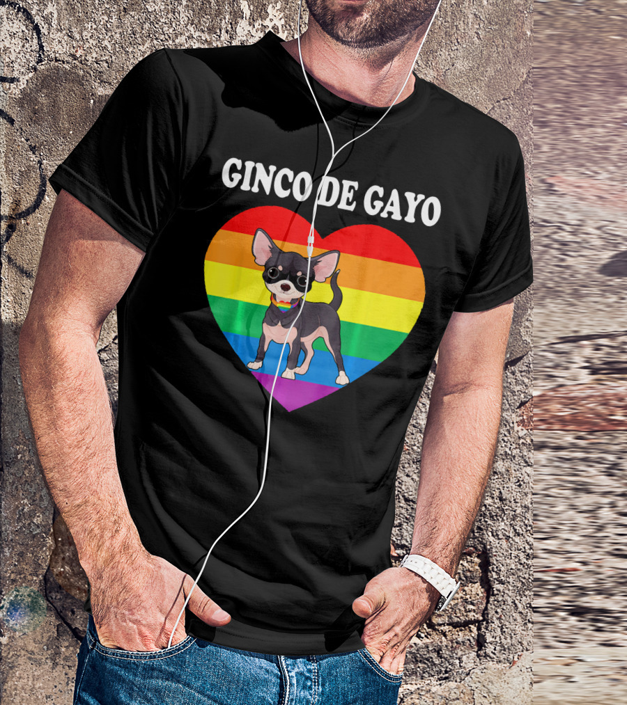 Chihuahua Dog Rainbow Heart Ginco De Gayo T-Shirt