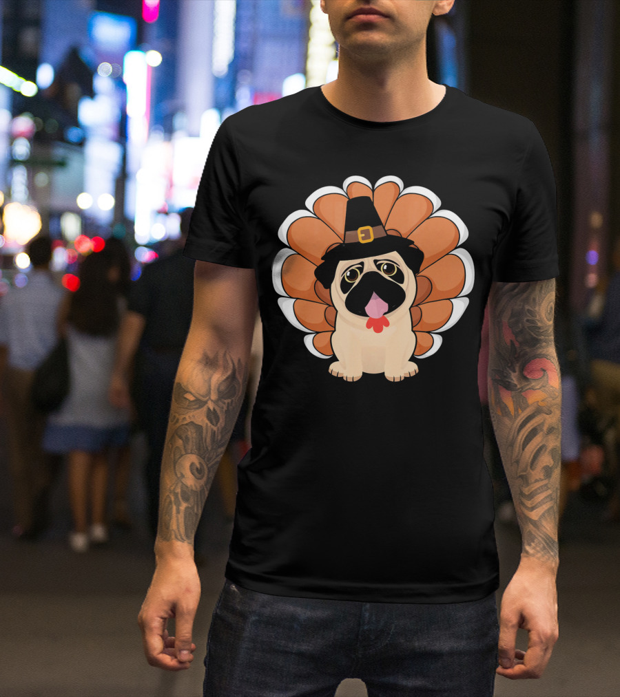 Thanksgiving Pilgrim Hat Pug With Turkey Feathers T-Shirt