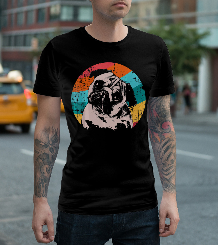 Pug Circle Vintage Retro T-Shirt