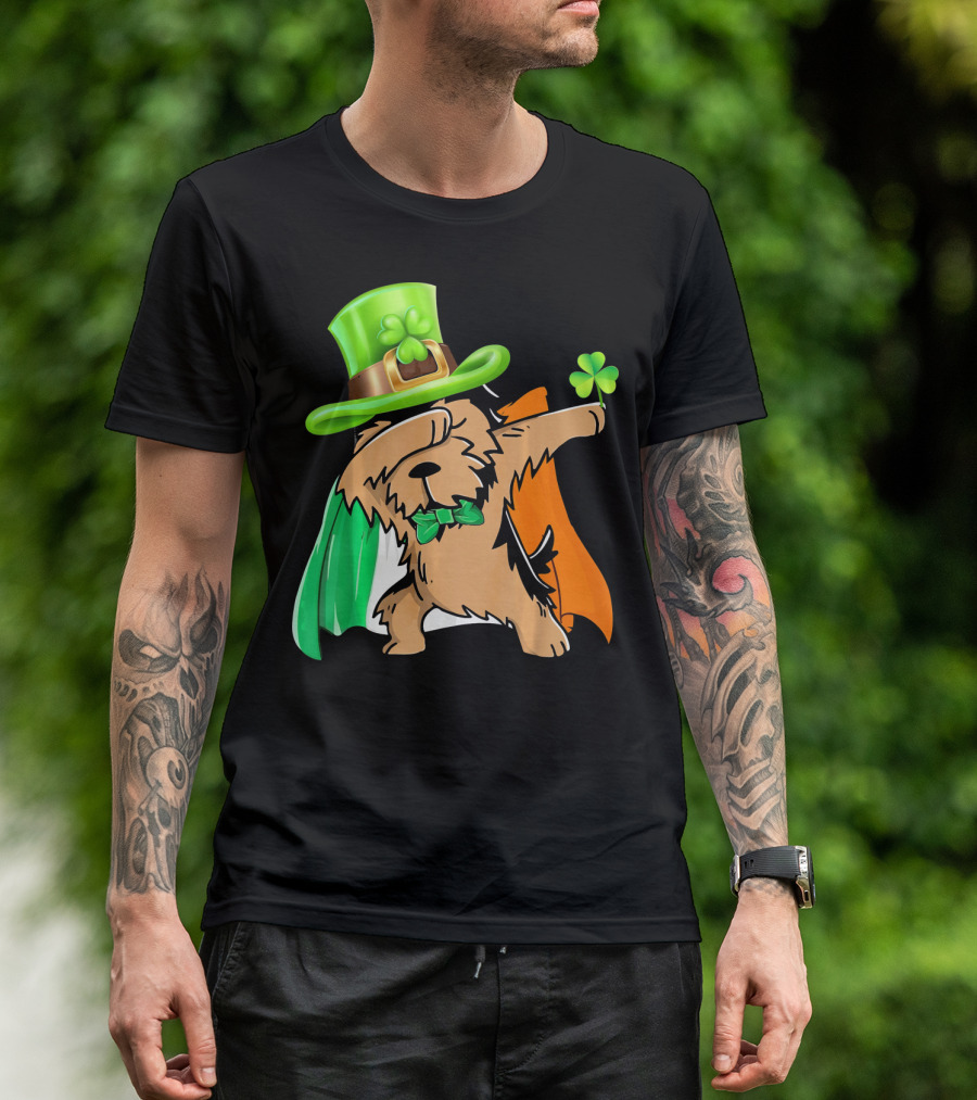 Dabbing Yorkshire Terrier Leprechaun Hat Irish Flag Shamrock T-Shirt