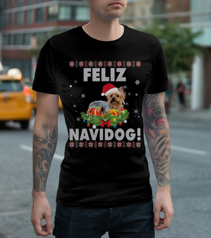 Feliz Navidog Yorkshire Terrier Santa Hat Christmas Snowflakes Gifts T-Shirt