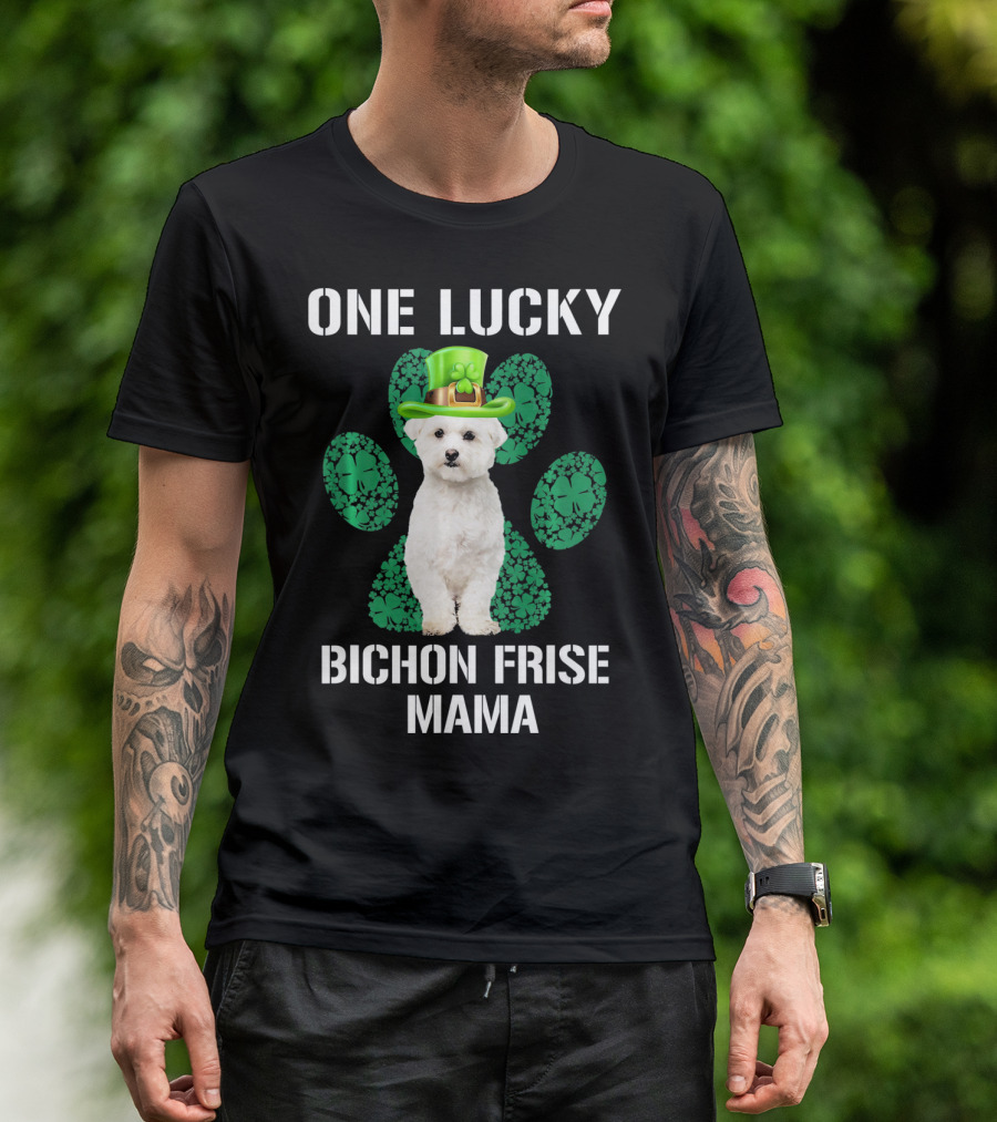 One Lucky Bichon Frise Mama St Patricks Pawprint Hat T-Shirt