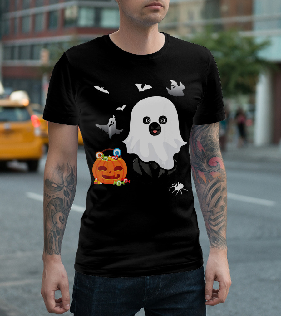 Miniature Pinscher Ghost Halloween with Pumpkin and Bats T-Shirt