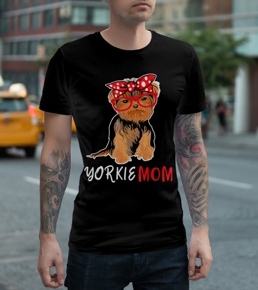 Yorkie Mom Red Glasses And Polka Dot Bow For Yorkie Lovers T-Shirt