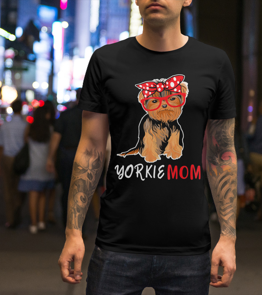 Yorkie Mom Red Glasses And Polka Dot Bow For Yorkie Lovers T-Shirt