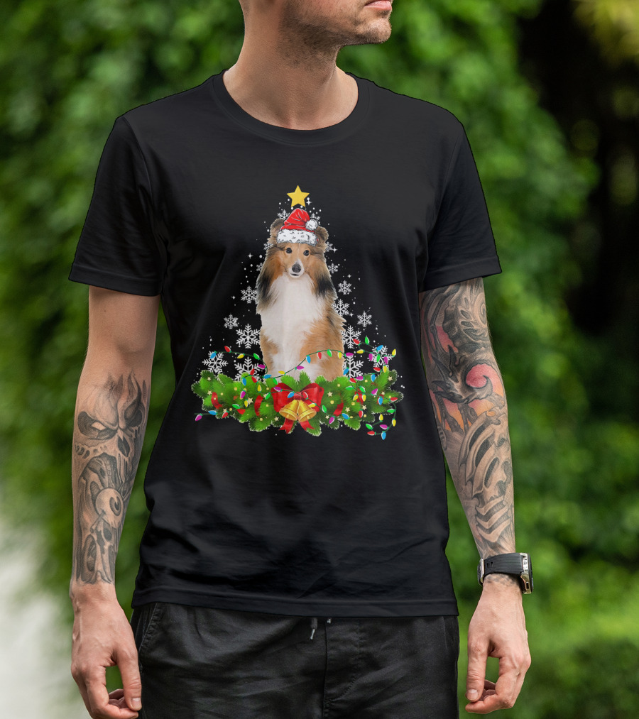 Christmas Lights Shetland Sheepdog Santa Hat Snowflakes Garland T-Shirt
