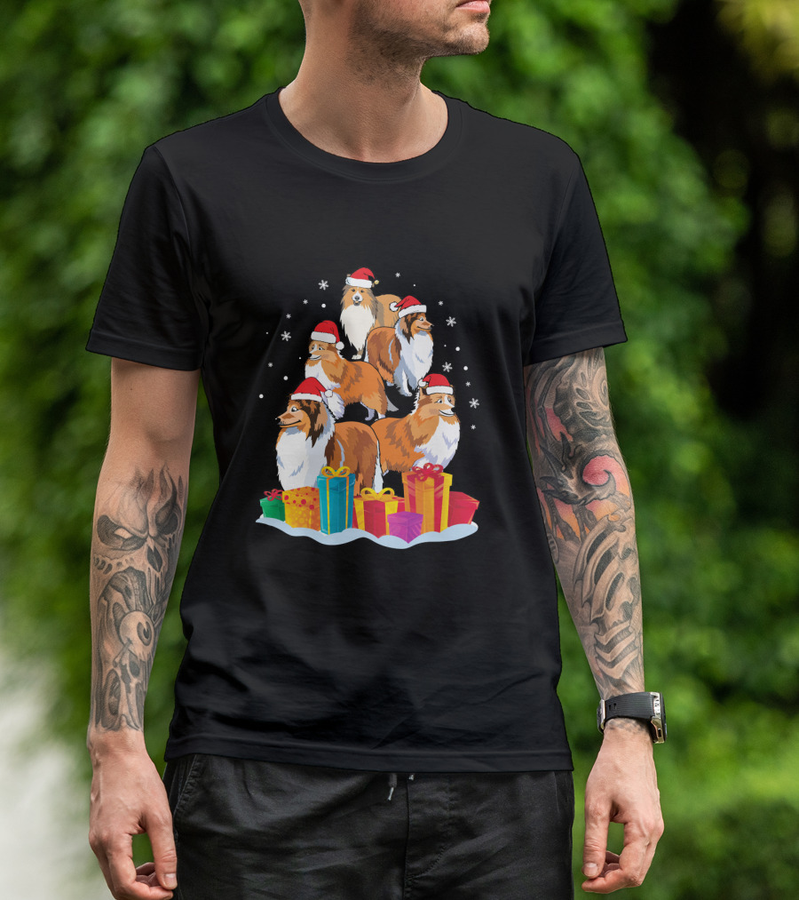 Five Shelties With Noel Hats And Colorful Xmas Presents Snowflakes T-Shirt