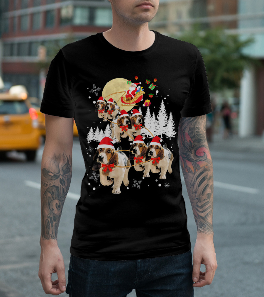 Basset Hound Santa Reindeer Christmas Snowflakes Pine Trees T-Shirt