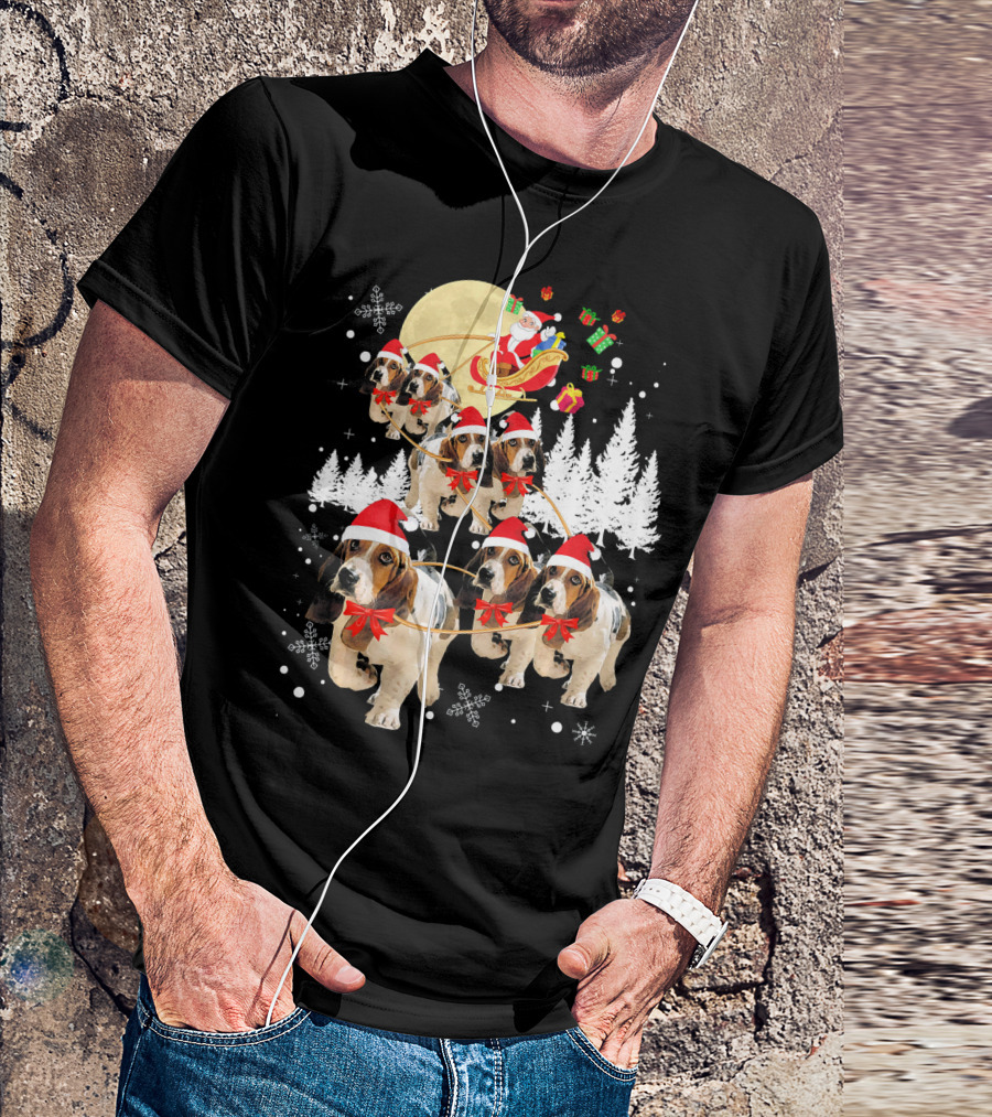 Basset Hound Santa Reindeer Christmas Snowflakes Pine Trees T-Shirt