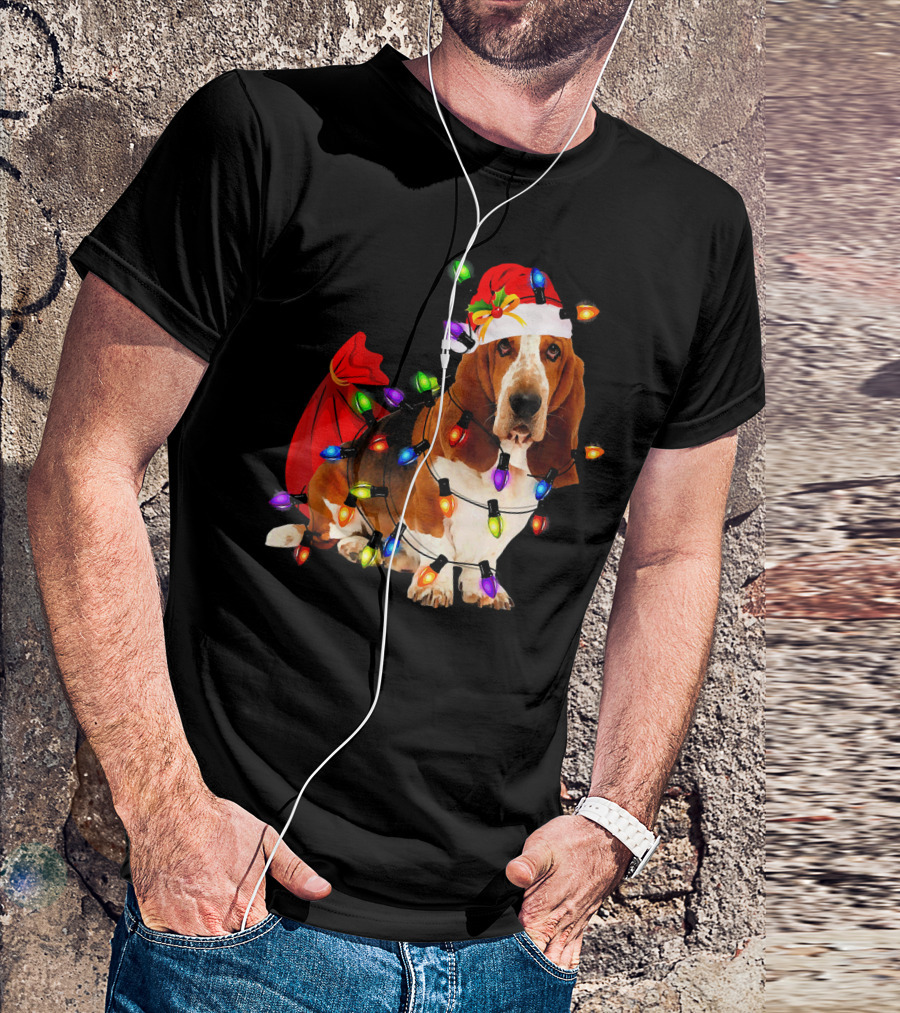 Basset Hound Santa Hat Christmas Lights Holiday Fun T-Shirt
