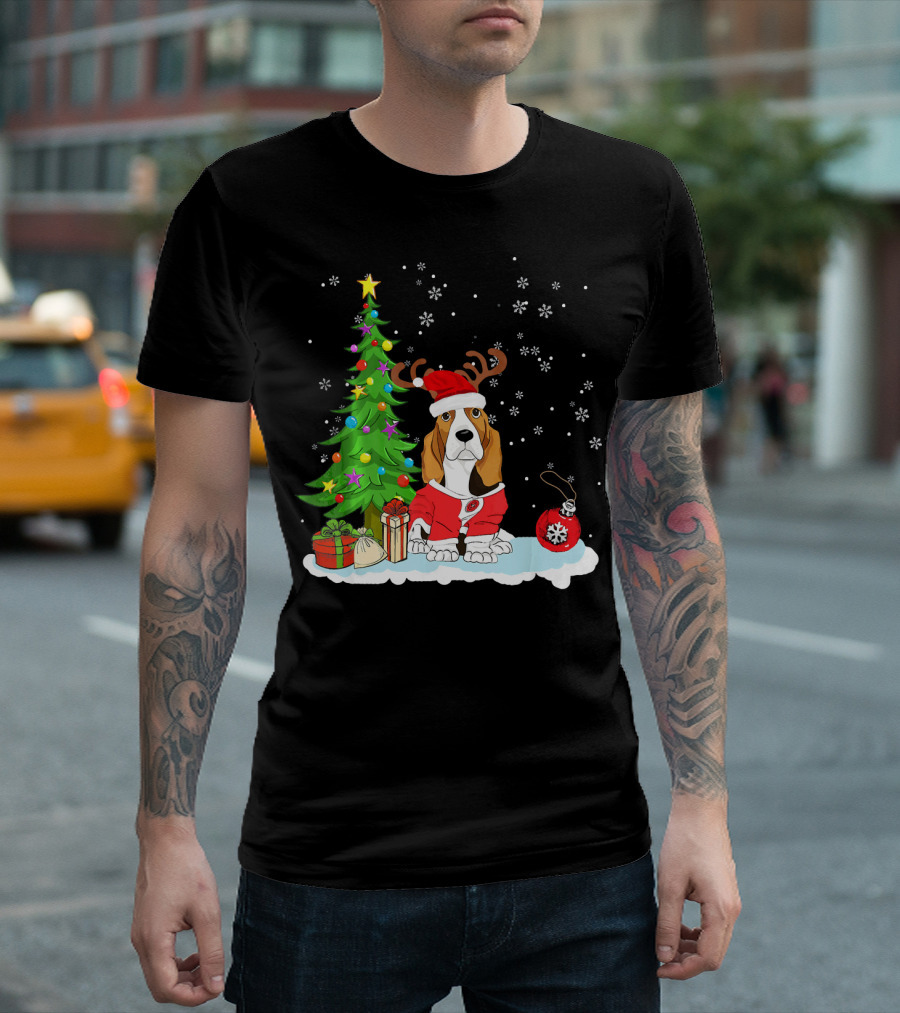 Basset Hound Dog Father Christmas Tree Snowflakes Santa Hat Holiday T-Shirt