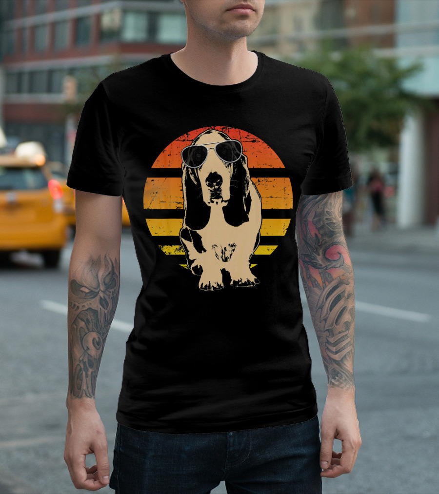 Retro Sunglasses Basset Hound In Vintage Sunset T-Shirt