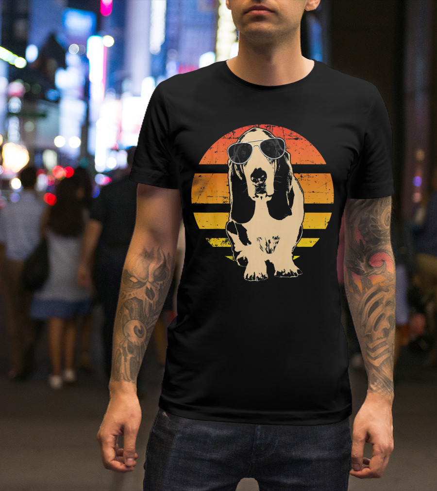 Retro Sunglasses Basset Hound In Vintage Sunset T-Shirt
