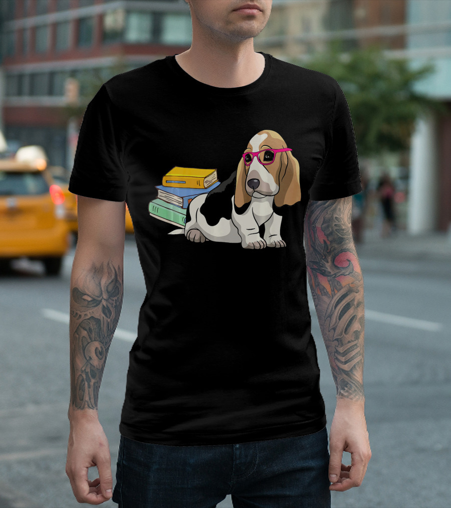Basset Hound Geek with Glasses and Books Dogeek Dogs Bo T-Shirt