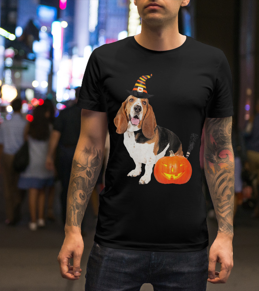 Basset Hound Witch Hat Halloween Dog Costume Pumpkin T-Shirt