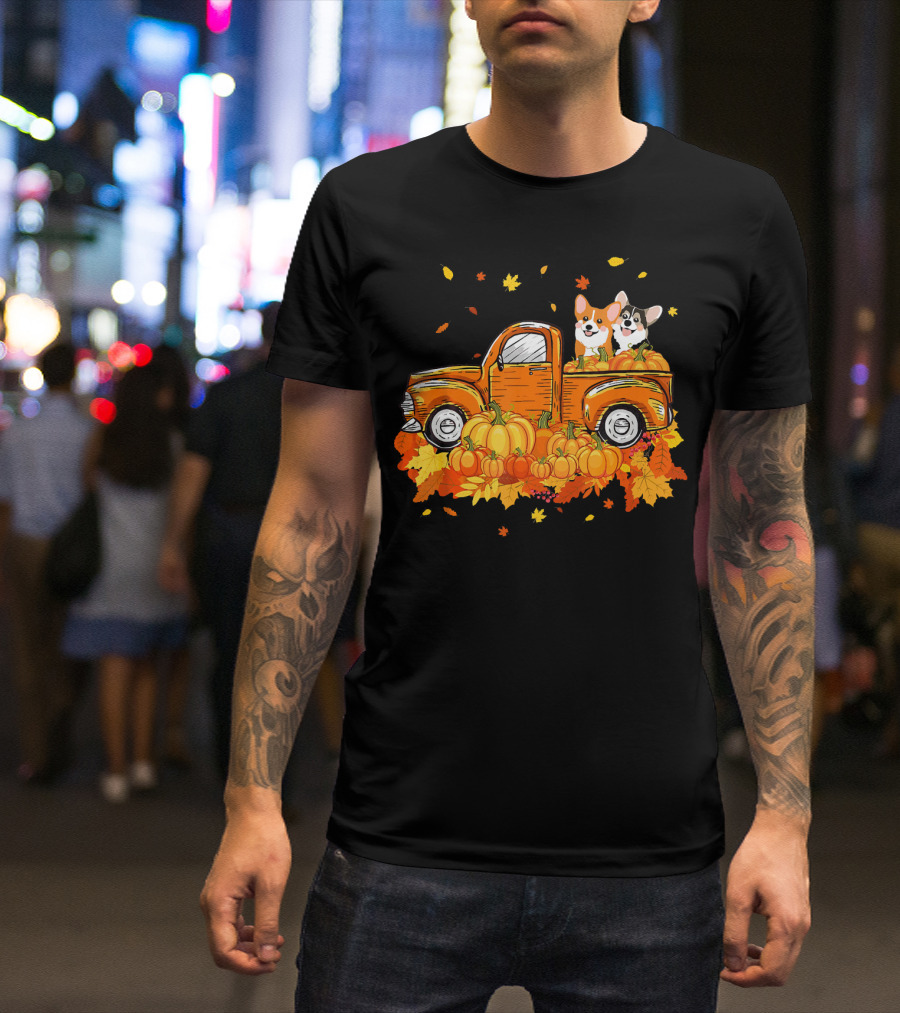 Corgi Pumpkin Pickup With Autumn Leaves Halloween Scene T-Shirt